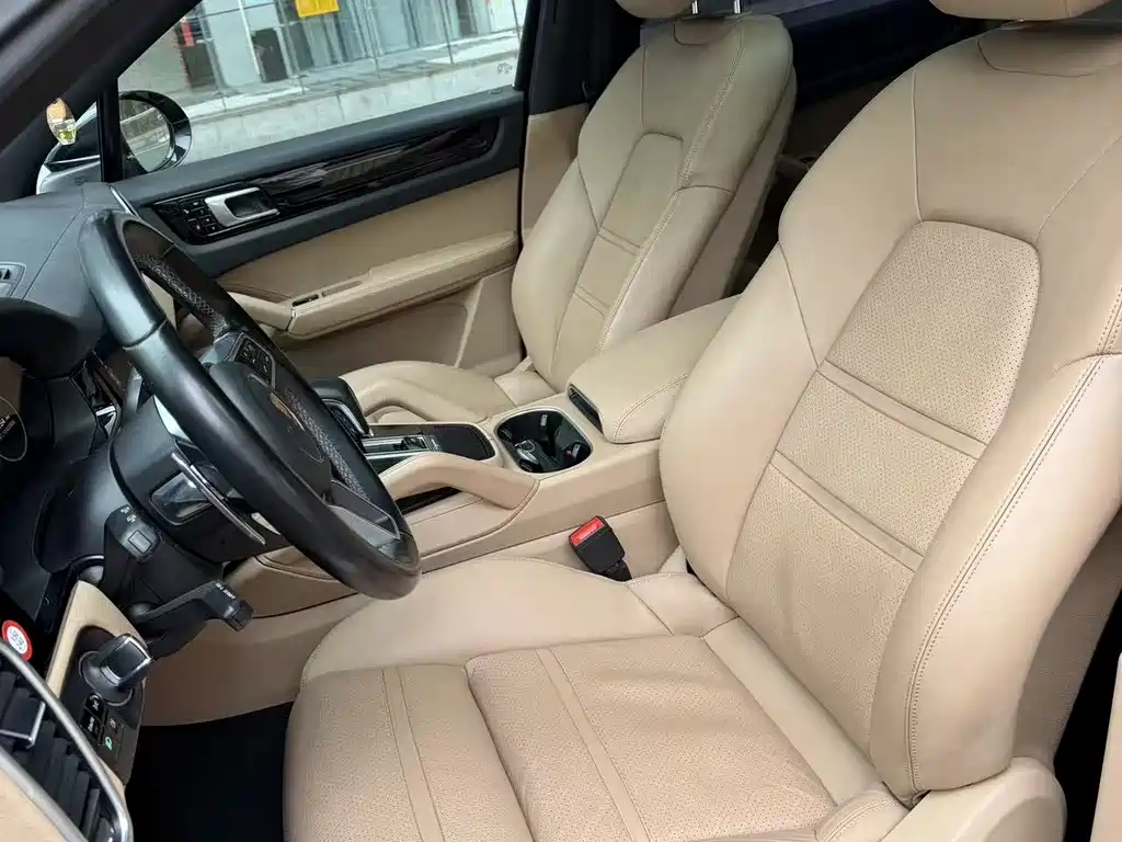 Cayenne NEV Cayenne E-Hybrid 2.0 T
