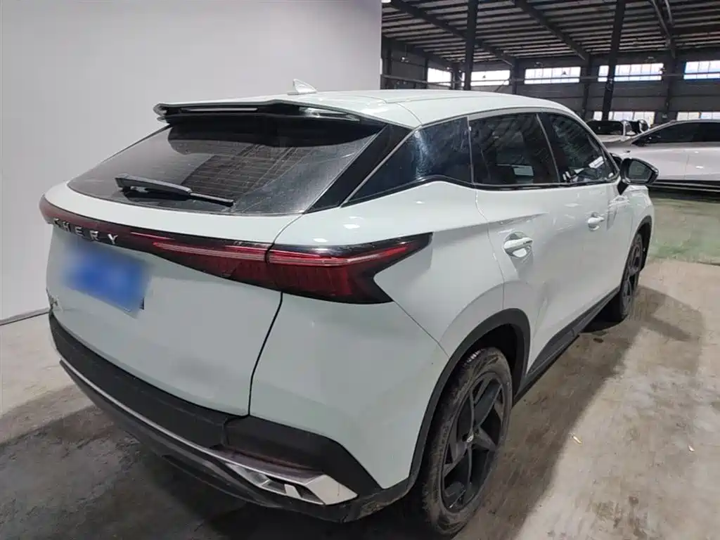 Omoda 欧萌达 2022款 1.6 TGDI DCT高维版