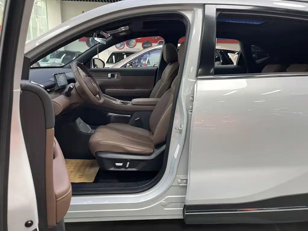 Wuling Starlight S 130 km Flagship