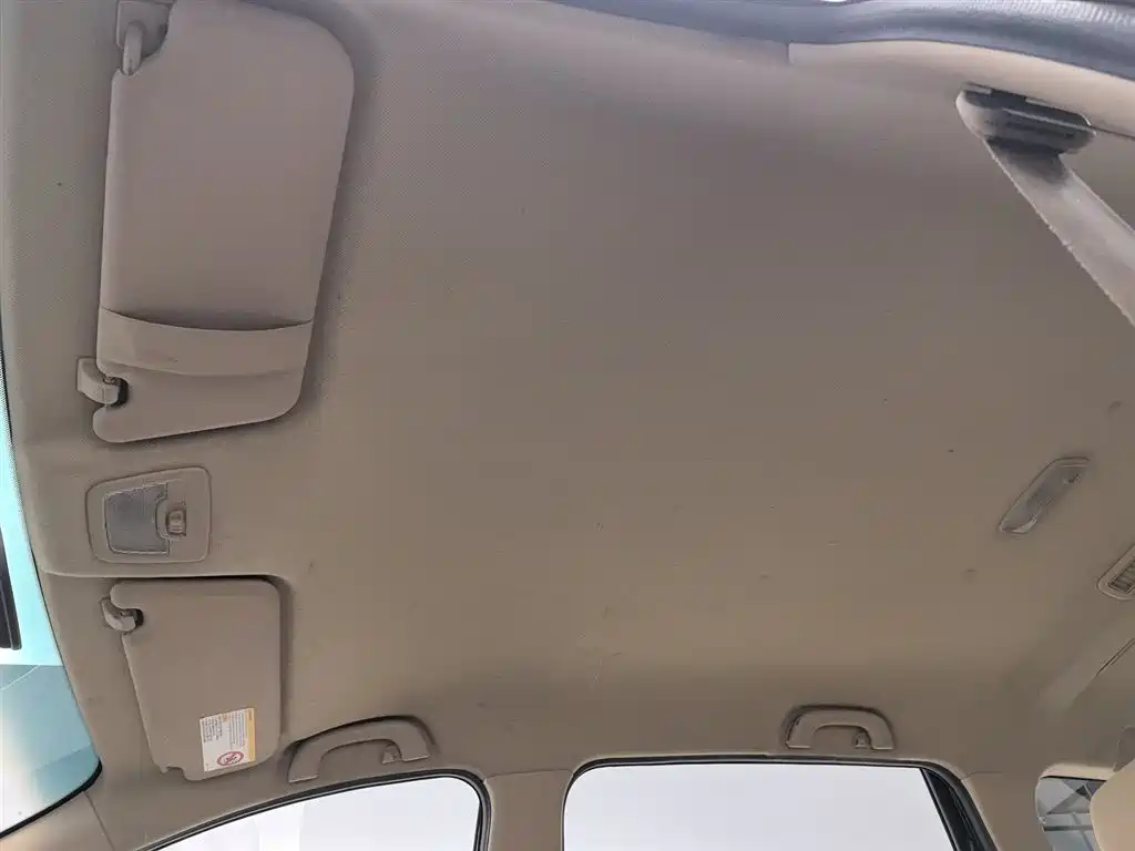 Baojun 730 宝骏730 2014款 1.5 L 手动标准型 5座