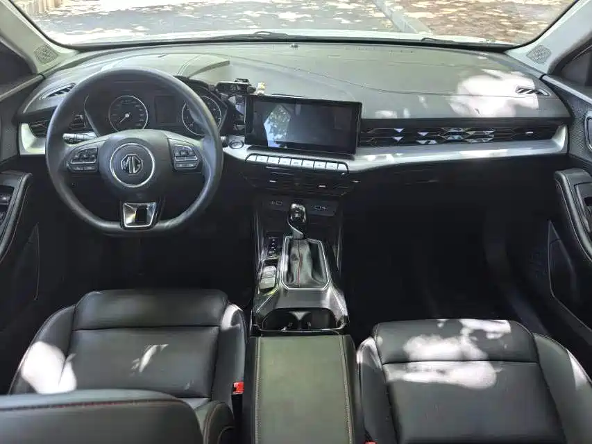 MG5 180 DVVT CVT Style