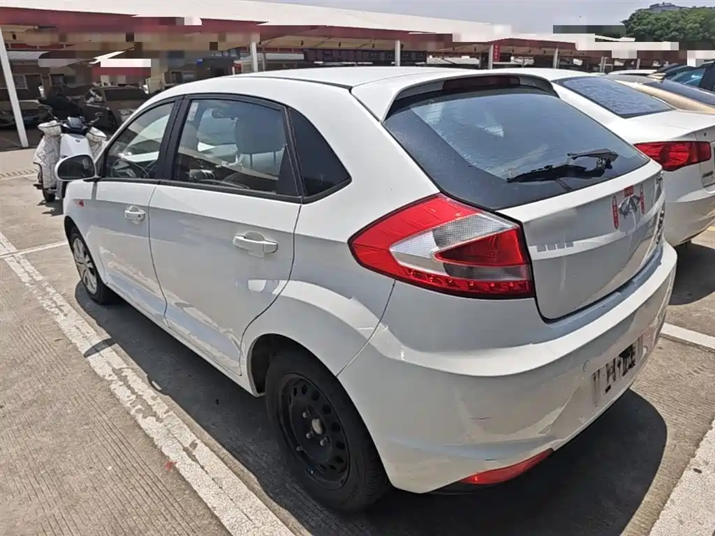 Fengyun 2 1.5 L Manual New Sharp