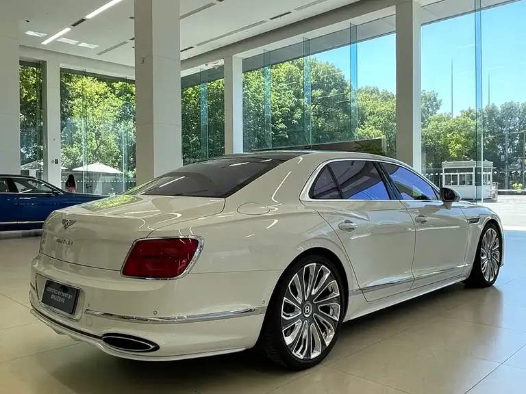 Bentley Flying Spur 4.0 T V8 Mulliner