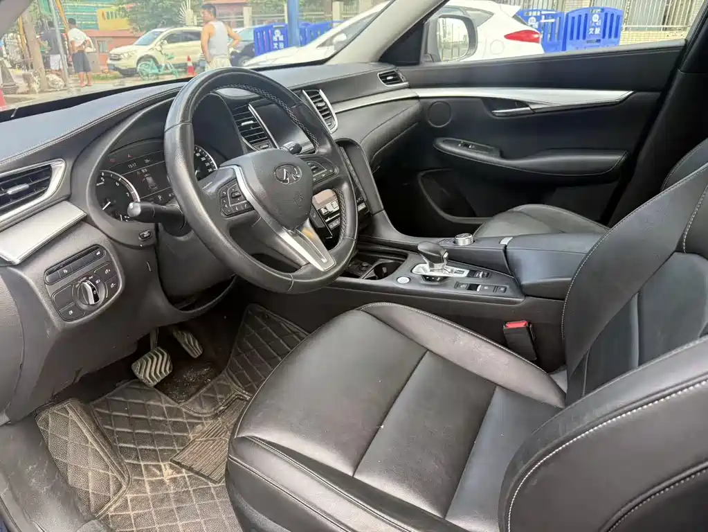 Infiniti QX50 2.0 T 2 WD Fashion
