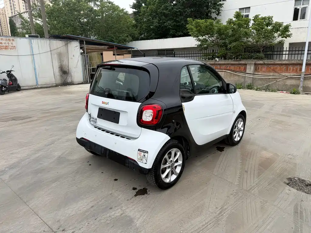 smart fortwo 1.0 L 52 kW Hardtop Agile