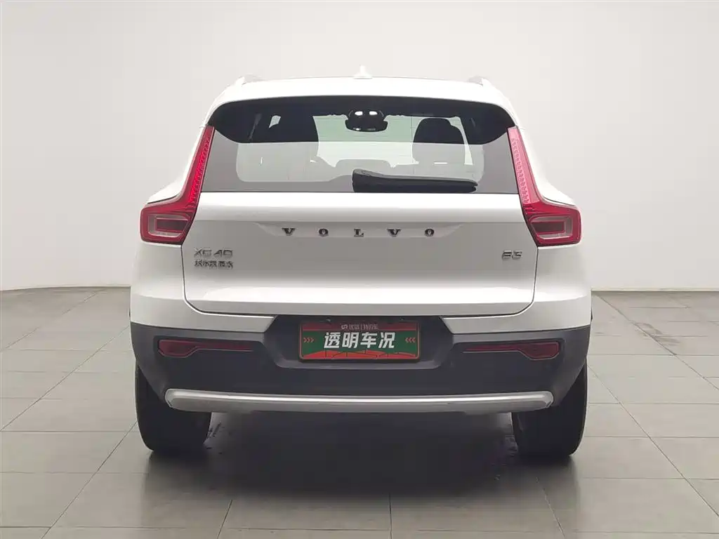 Volvo XC40 沃尔沃XC40 2023款 B3 智行时尚版