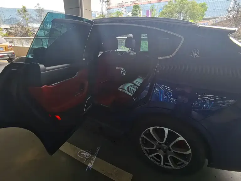 Maserati Levante 3.0 T Standard
