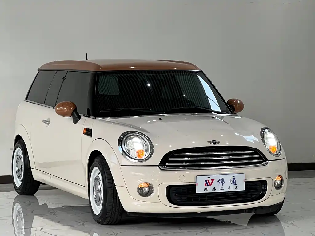 MINI CLUBMAN 1.6 L COOPER Cheer