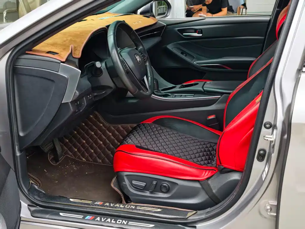 Avalon 2.0 L Luxury CN-VI