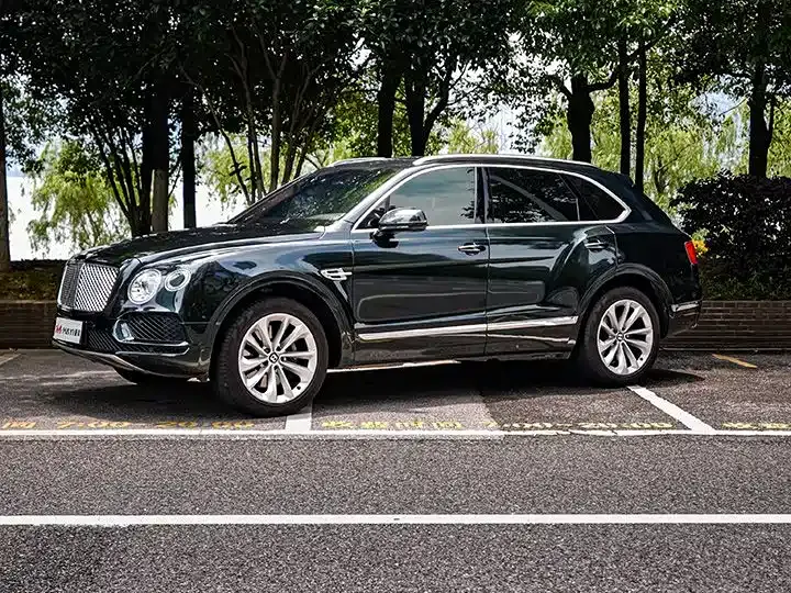 Bentley Bentayga 6.0 T Standard