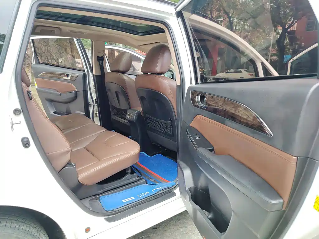 Xuanlang 1.5 T Auto Luxury