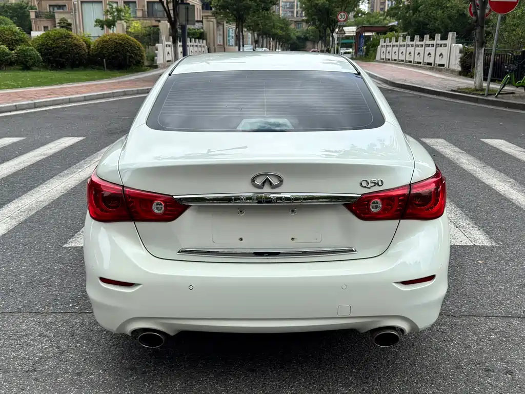 Infiniti Q50 L 2.0 T Joy