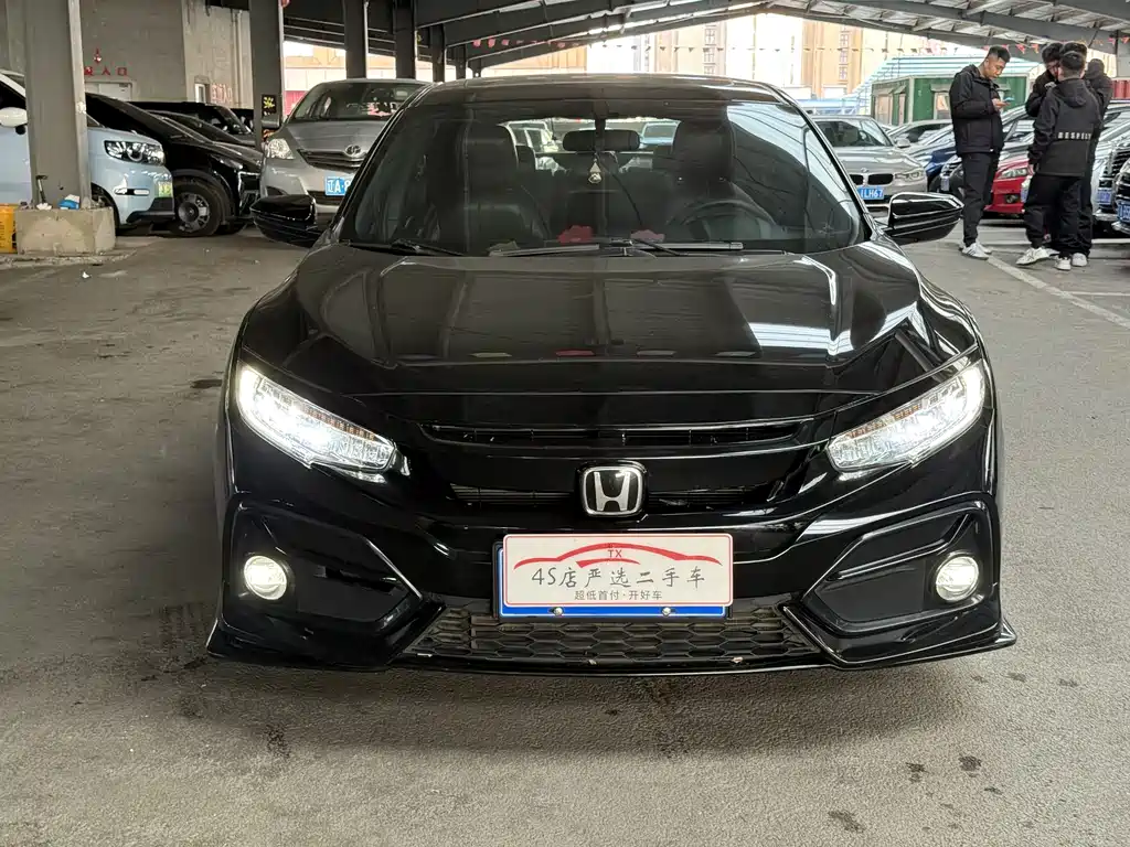 Civic HATCHBACK 220 TURBO CVT Trend Cool Control