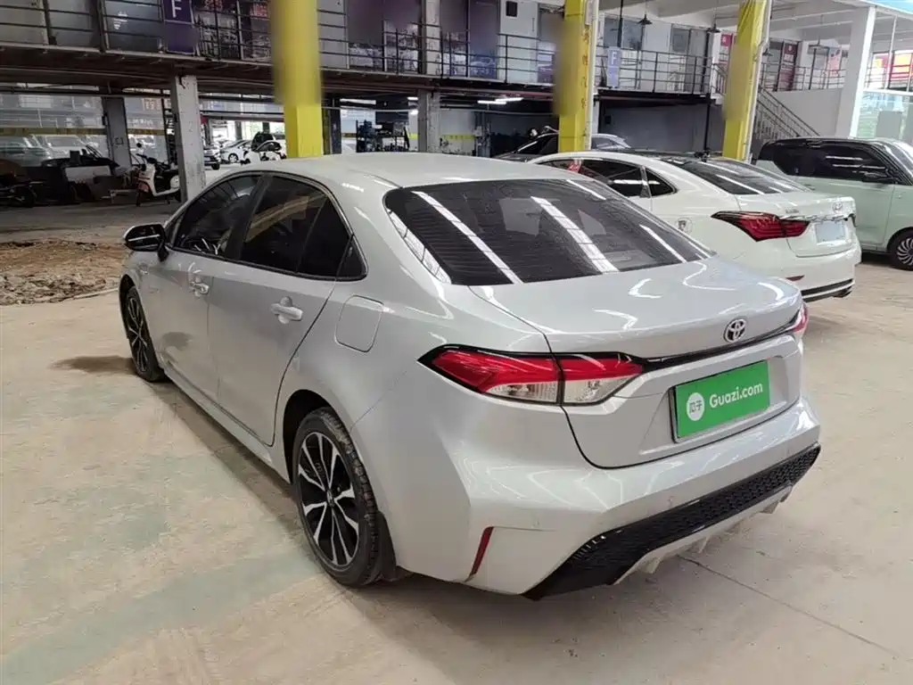 Levin Dual Engine 1.8 H E-CVT Sport