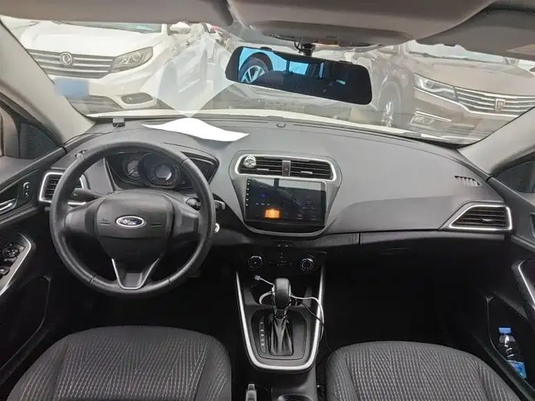 Ford Escort Facelift 1.5 L Auto Quality Enjoyment( ) CN-VI