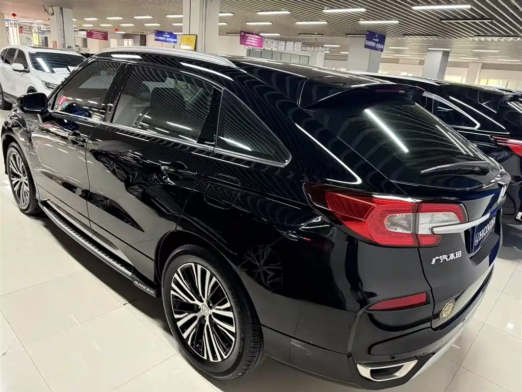 Avancier 370 TURBO 2 WD Luxury