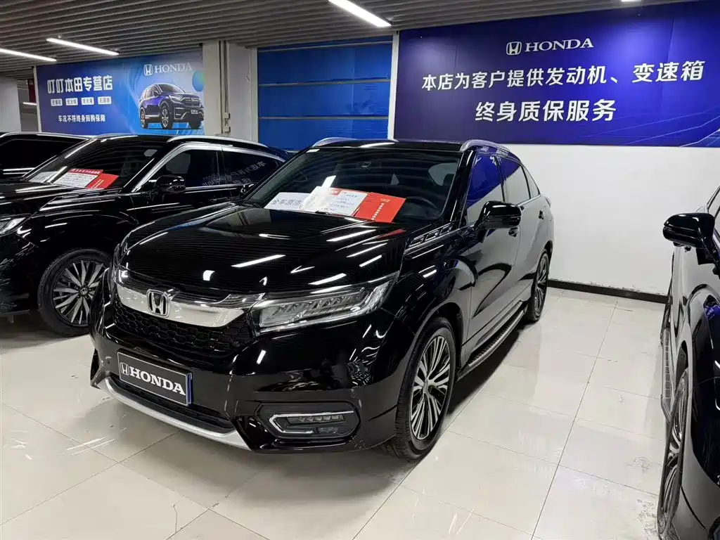 Avancier 370 TURBO 2 WD Luxury