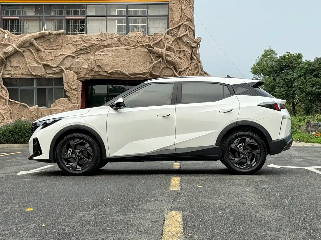 GAC Trumpchi GS3 Shadow Speed 270 T Power Enjoyment Smooth Step Rising