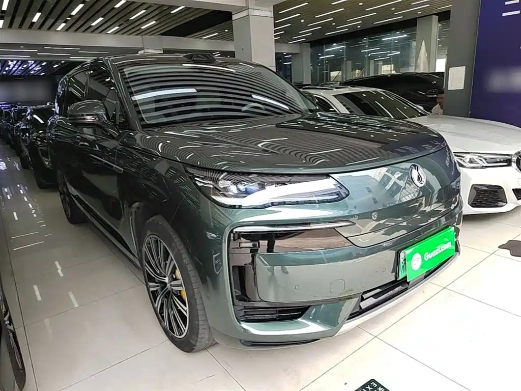 Denza N9 Flagship