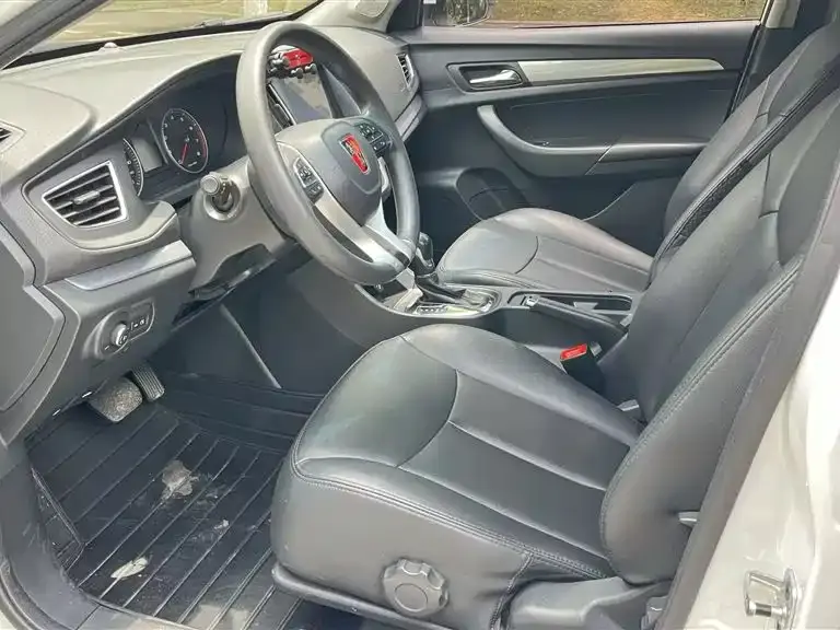Roewe 360 PLUS 1.5 L Auto Premium