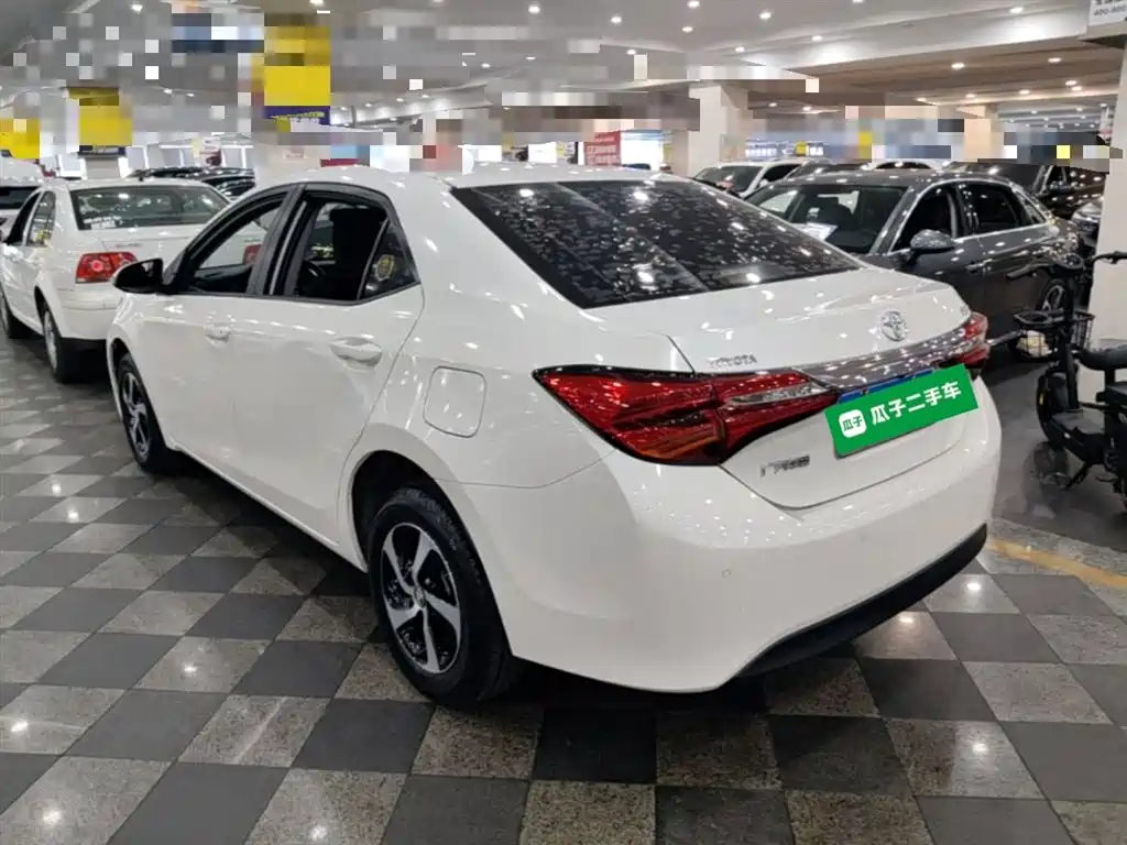 Levin Facelift 185 T CVT Elite CN-V