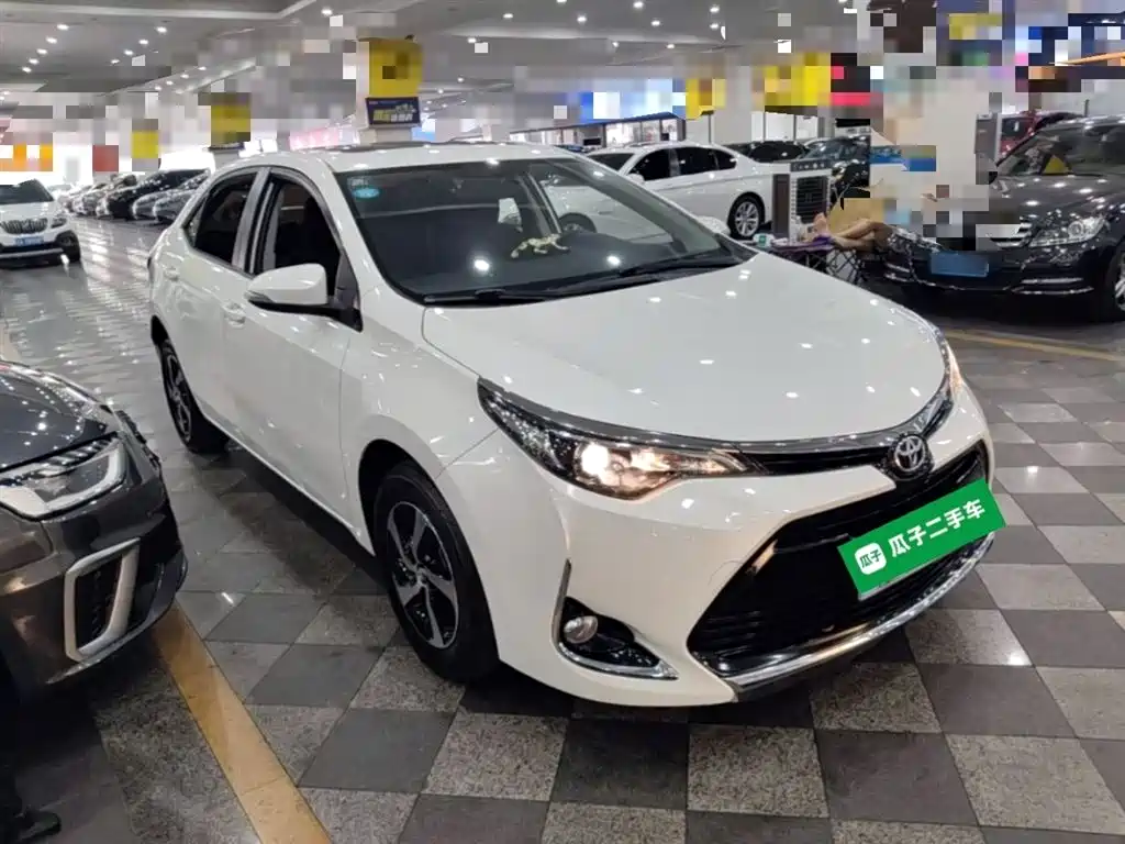 Levin Facelift 185 T CVT Elite CN-V