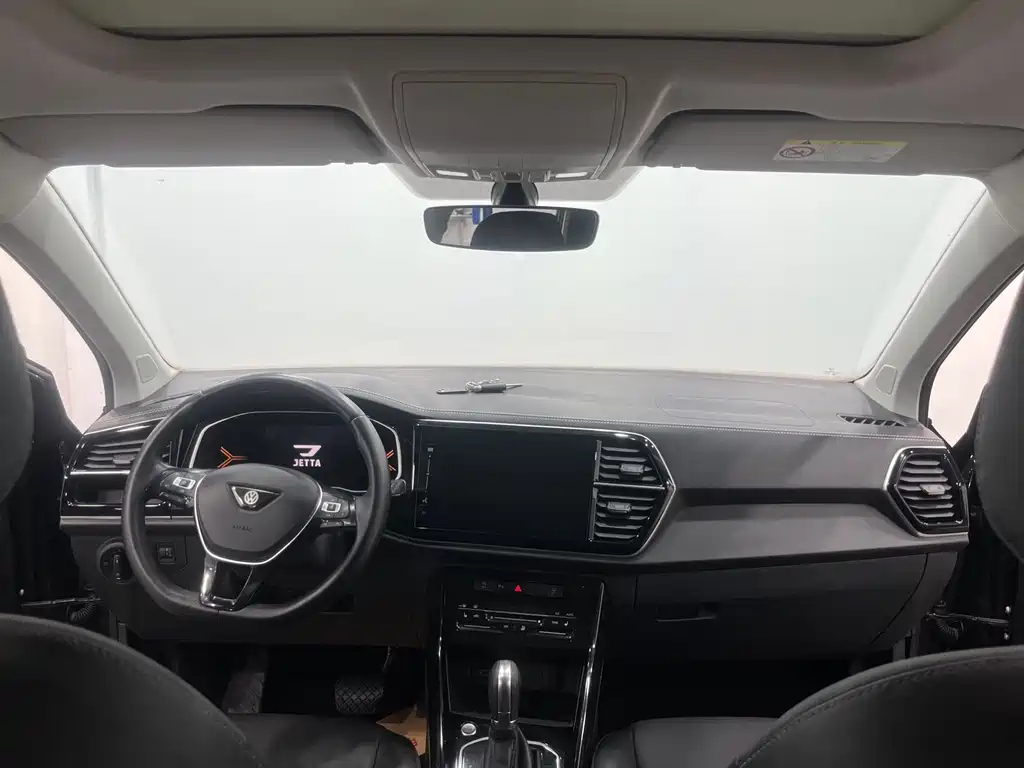 Jetta VS7 捷达VS7 2022款 1.4 T 自动荣耀版Pro