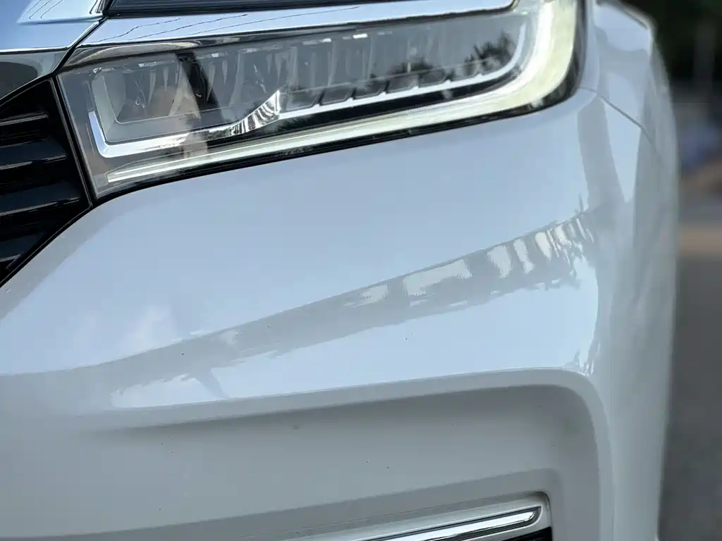 Avancier 240 TURBO 2 WD Premium