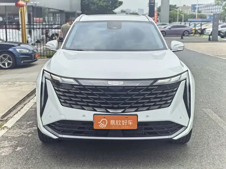 Geely Boyue L 1.5 TD DCT Distinguished