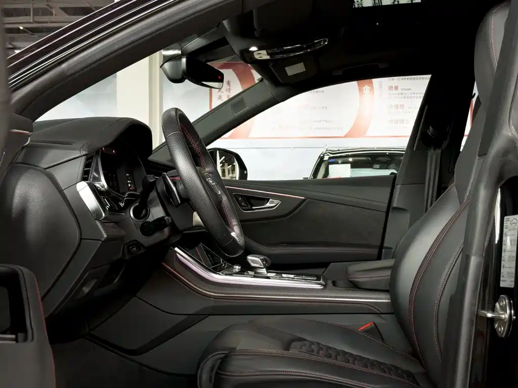 Audi RS Q8 RS Q8 4.0 T