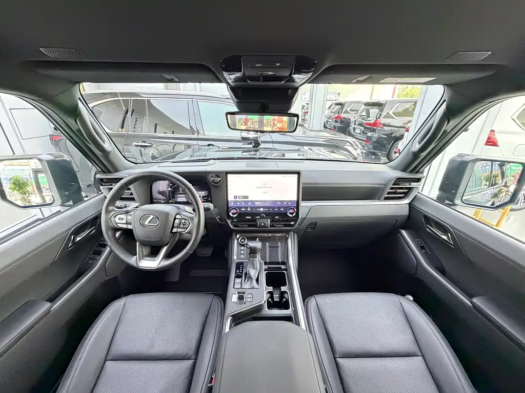 Lexus GX OVERTRAIL Far Peak