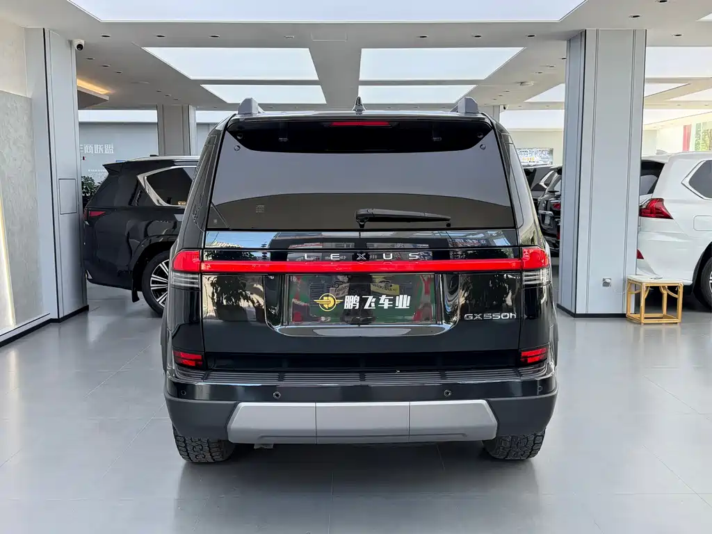 Lexus GX OVERTRAIL Far Peak