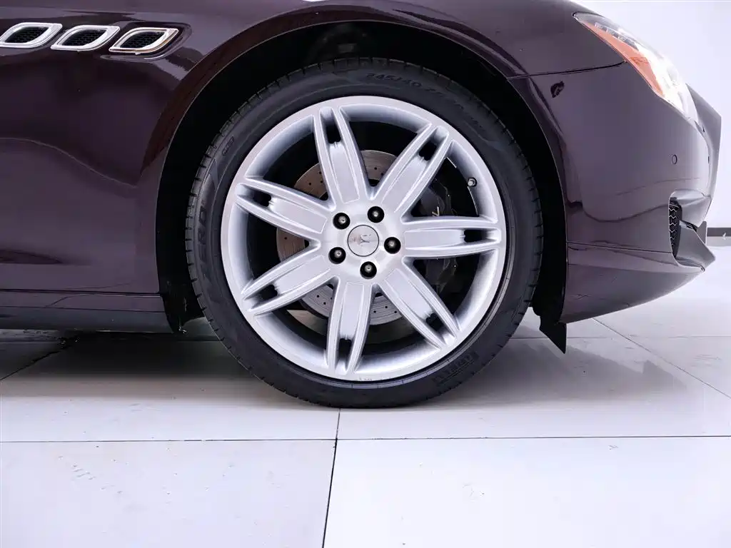 Quattroporte 3.0 T Standard