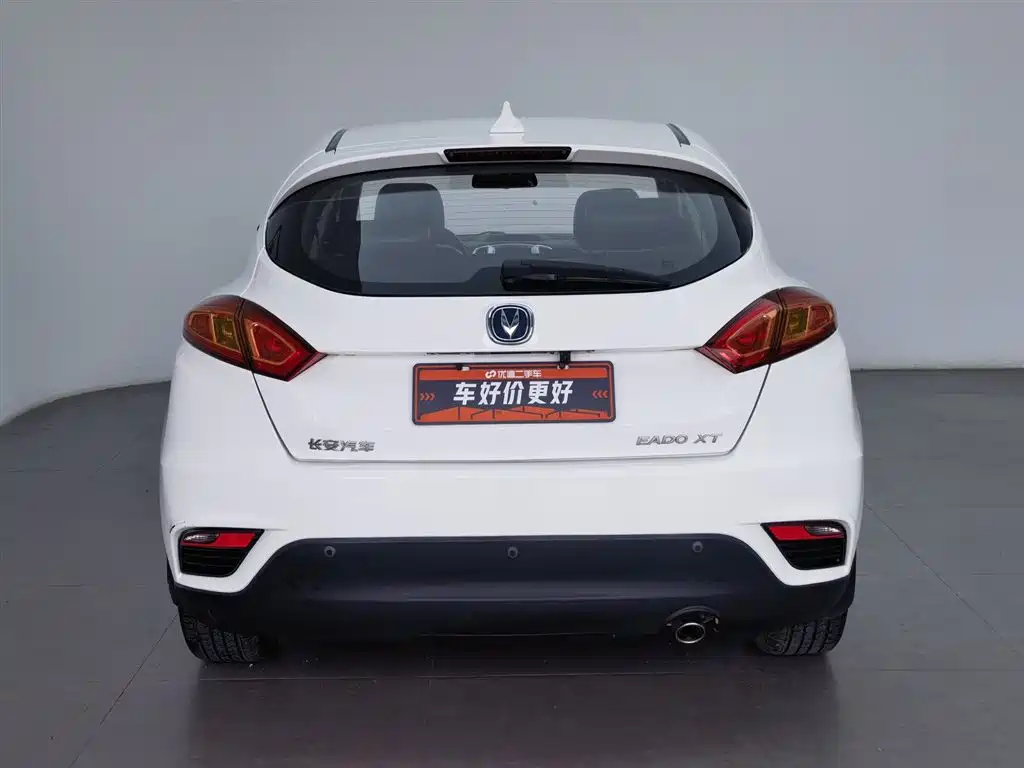 Eado XT 1.6 L Auto Handsome Cool CN-IV