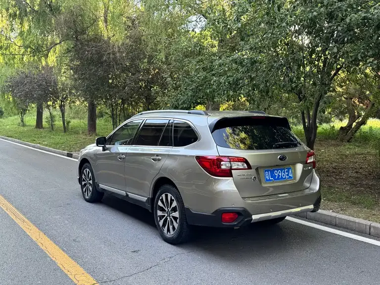 Subaru Outback 2.5 i Sport Navigation