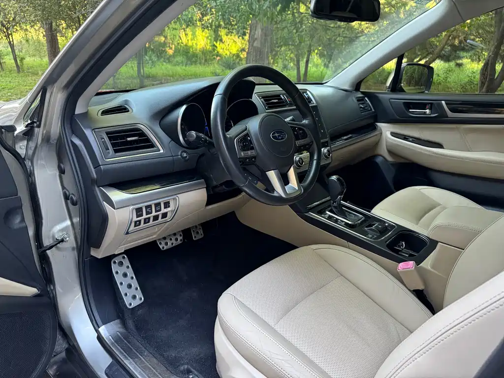 Outback 2.5 i Sport Navigation