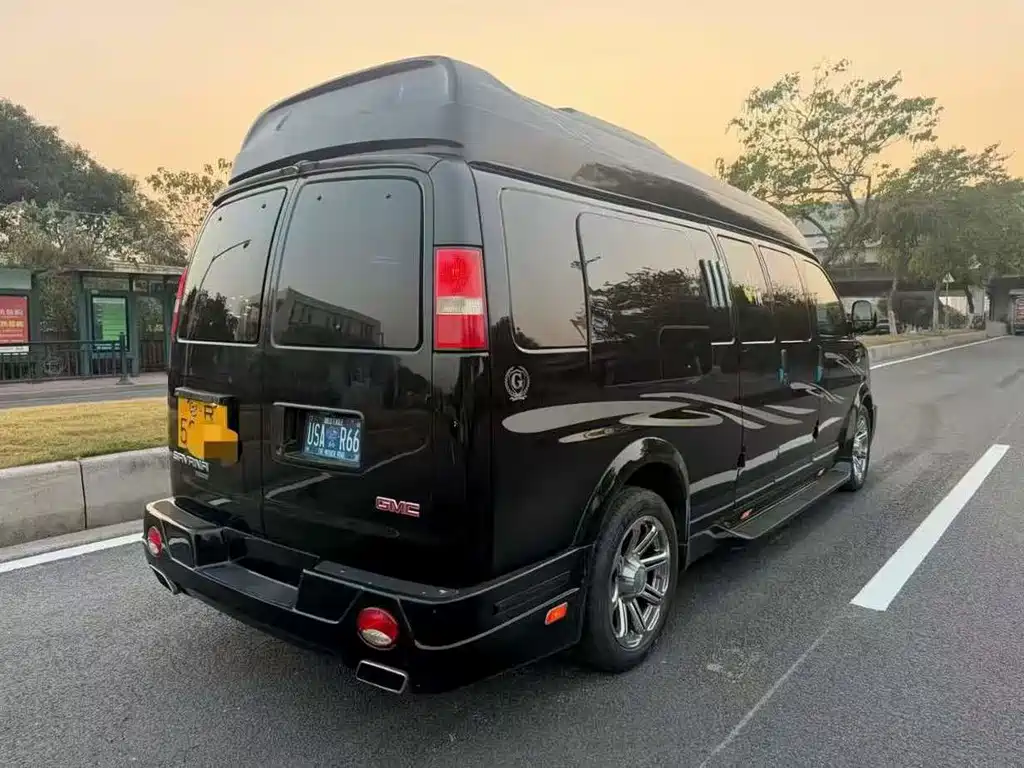SAVANA SAVANA 2014款 6.0 L G1500 L 领袖级