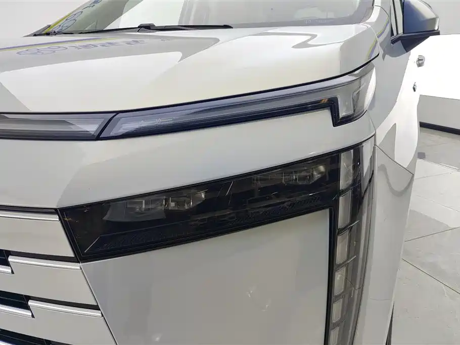 Trumpchi E8 NEV 传祺E8 PHEV 2024款 150 km MAX+