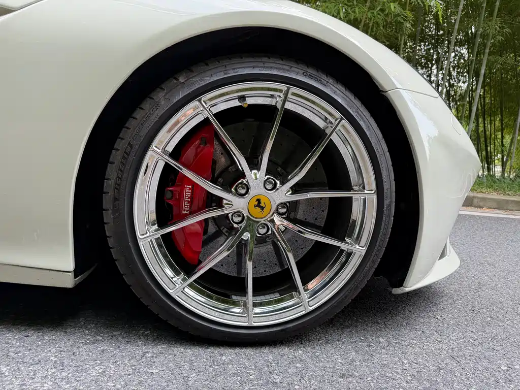 F12 berlinetta 6.3 L Standard