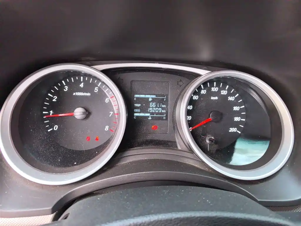 Wuling Hongguang Facelift 1.5 L S Comfort Hydraulic Assist LAR
