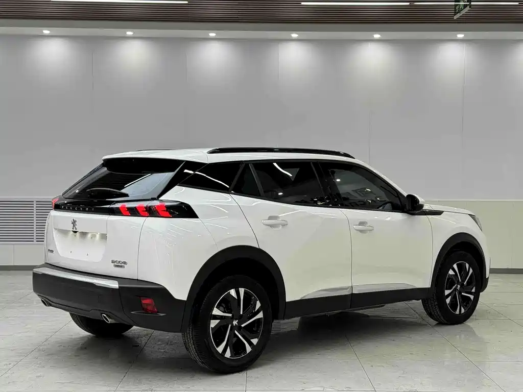 Peugeot 2008 2022 230 THP THE ONE