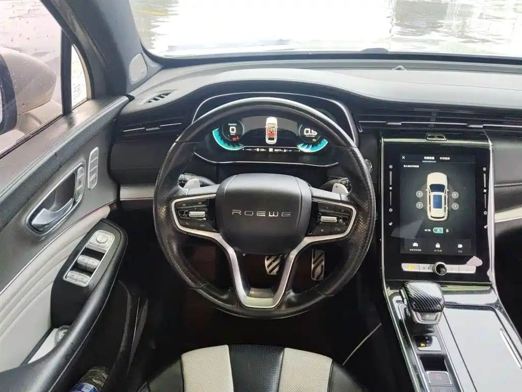Roewe RX5 MAX 荣威RX5 MAX 2019款 400 TGI 自动四驱智能座舱至尊版