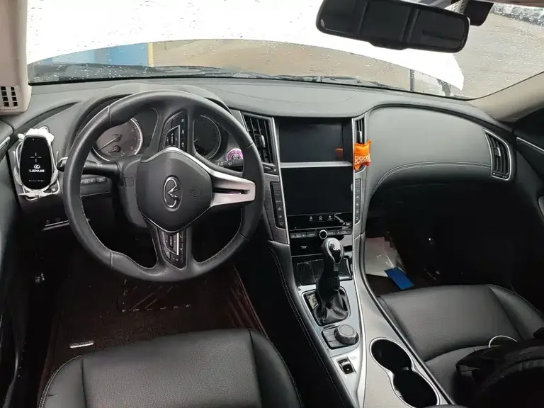 Infiniti Q50 L 2.0 T Comfort Enjoyment CN-VI