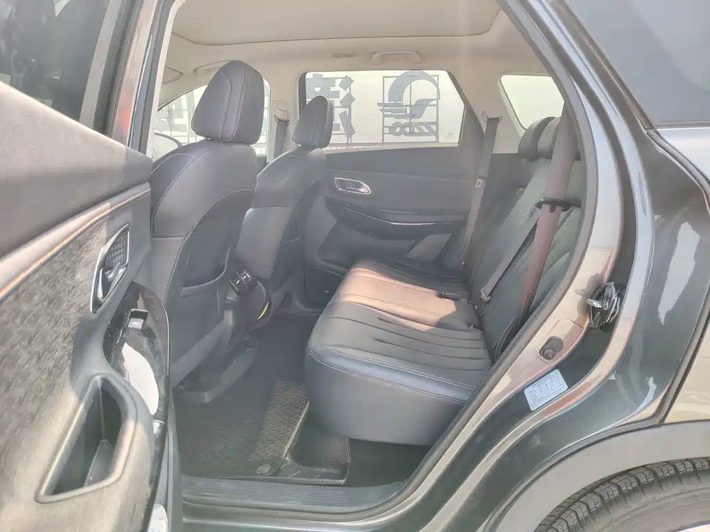 Changan Oshan X7 1.5 T Auto Flagship