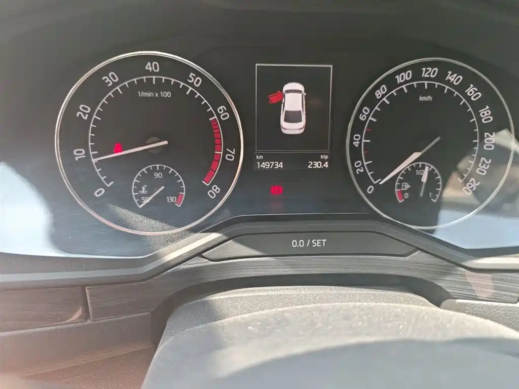 Superb TSI330 DSG Smart Travel