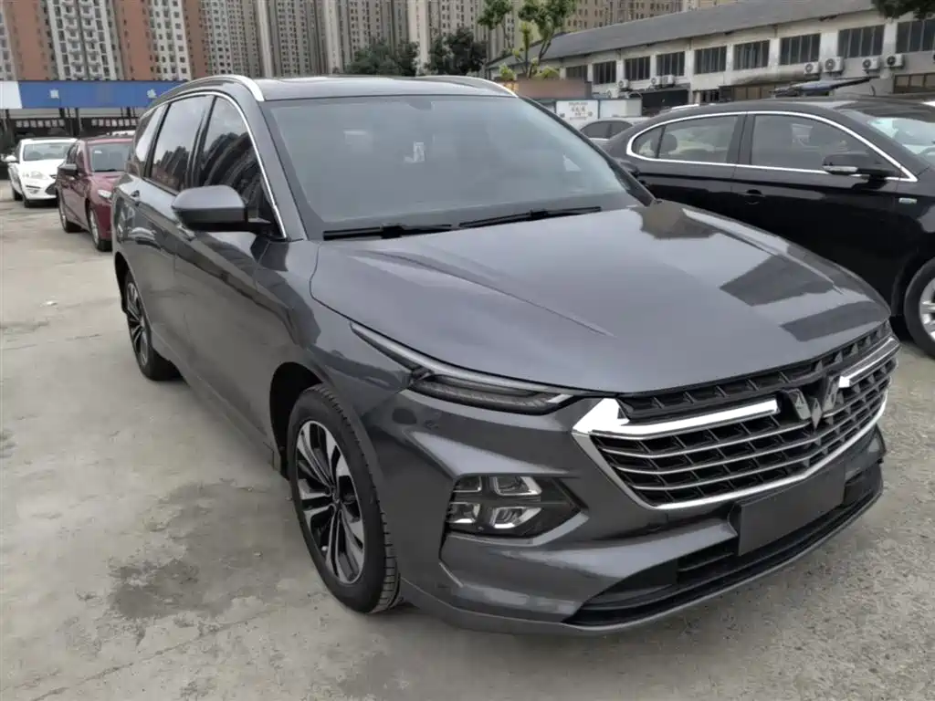 Wuling Victory 1.5 T CVT Flagship