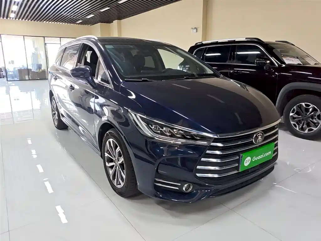 Song MAX 宋MAX 2019款 1.5 T 自动智联睿动型越享版 6座 国VI