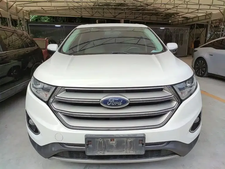 Ford Edge EcoBoost 245 2 WD Elite Sharp 5-seat
