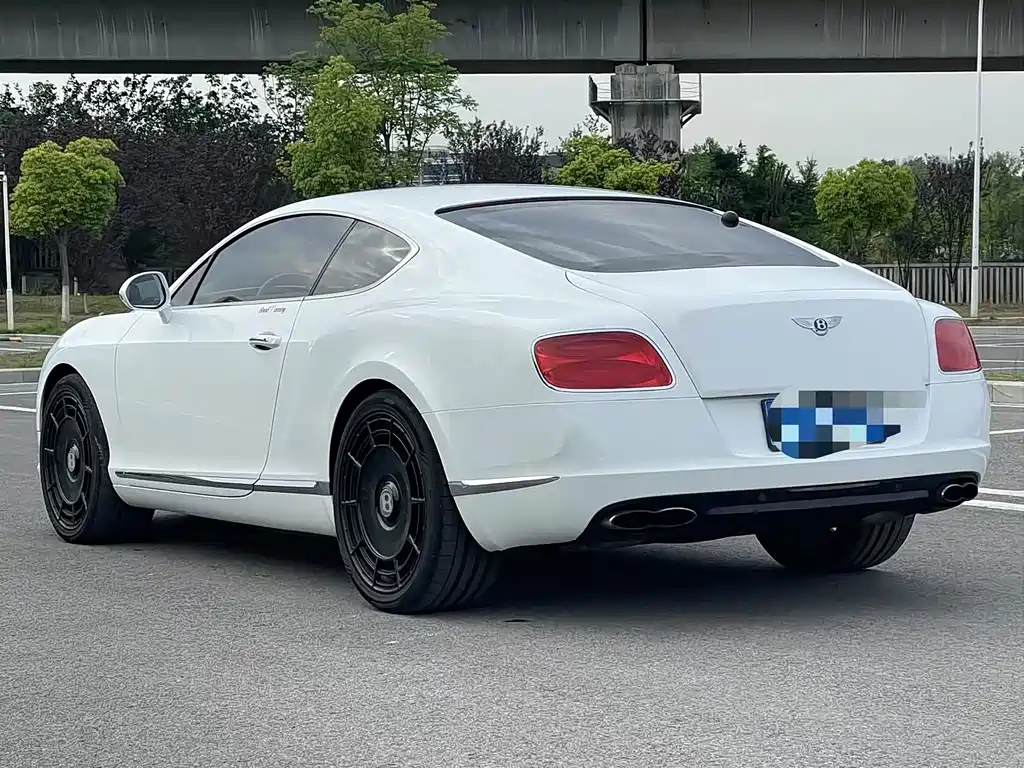 Continental GT 4.0 T GT V8