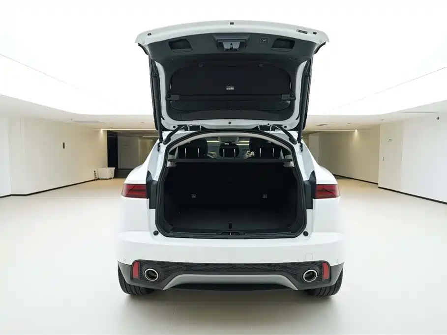 Jaguar E-PACE Progressive Sport R-DYNAMIC S